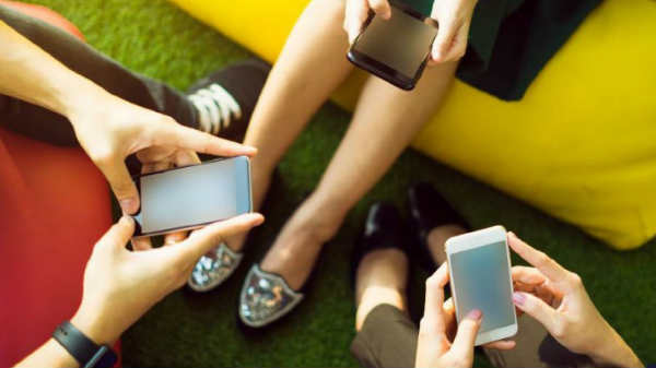 உடனே நீக்குங்கள், அது சுத்தமான சீன உளவு செயலி: Google, Apple க்கு கடிதம்! 