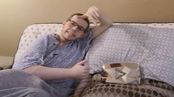 'இதைப் பார்த்துக் கொண்டிருந்தால், நான் இறந்துவிட்டேன் என அர்த்தம்': 23 வயதில் இறந்த பிரபல Youtuber!