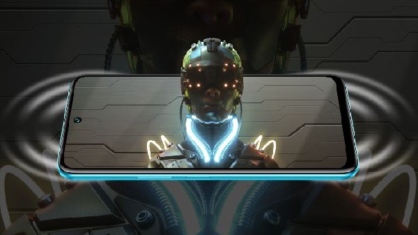 இப்படி ஒரு ஆல்-ரவுண்டர் பட்ஜெட் போனுக்காக தான் பல மாசம் காத்திருந்தோம்!