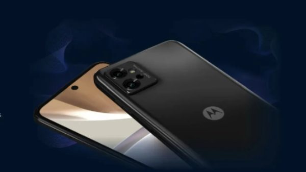 Moto Review- ரூ.12,999 போதும்., Moto G32 பயன்படுத்த எப்படி இருக்கு?