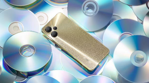 பழைய CD டிசைனில்.. சூப்பர் பட்ஜெட் விலையில் அறிமுகமான புதிய Realme 5G போன்!