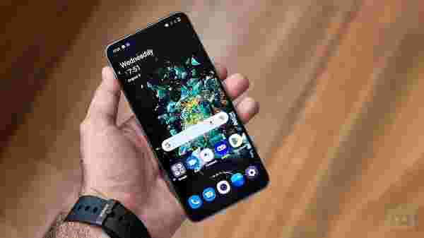 முதல் முயற்சி- இன்னும் 4 நாள் காத்திருந்தால் தரமான Oneplus Smartphone வாங்கலாம்!