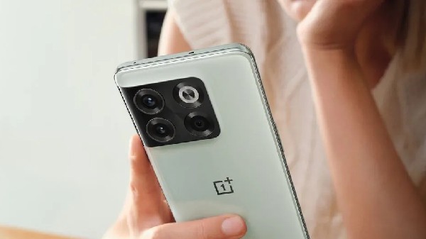 OnePlus-ன் புதிய முடிவு! அவசரப்பட்டு 10 Pro, 10T மாடலை வாங்கிடாதீங்க!