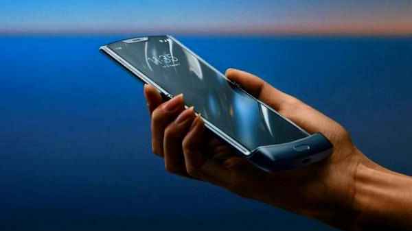 Image result for மோட்டோரோலா ரேஸ்ர்!