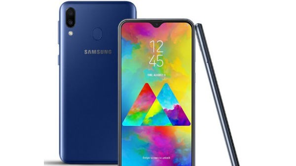 அத்தியாவசிய பொருட்களின் பட்டியலில் மடிக்கணினிகள், மொபைல்